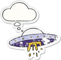 Cartoon fliegendes UFO und Gedankenblase als beunruhigter, abgenutzter Aufkleber vektor