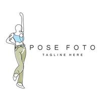 Frau Selfie-Pose-Logo-Design, Foto-Stil-Vektor-Illustration vektor