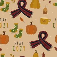 Gemütliches nahtloses Herbstmuster mit Kürbissen, Schals, Socken, saisonalen Blättern. Thanksgiving handgezeichneter Textildruck. Vektor bleiben gemütlicher Hintergrund