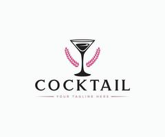 Cocktailbar-Logo. Cocktailglas-Logo-Design-Vektor. vektor