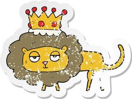 Retro-Distressed-Aufkleber eines Cartoon-Löwen mit Krone vektor