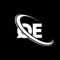 qe-Logo. qe-Design. weißer qe-buchstabe. qe-Buchstaben-Logo-Design. Anfangsbuchstabe qe verknüpfter Kreis Monogramm-Logo in Großbuchstaben. vektor