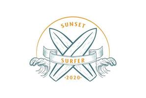 vintage retro sonnenuntergangswelle mit gekreuztem surfbrett für surf sport club wettbewerb logo design vektor