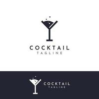 alkoholcocktaillogo, nachtclubgetränke.logos für nachtclubs, bars und mehr.in vektorillustrationskonzeptstil. vektor