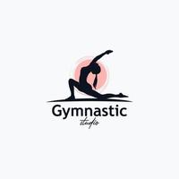 Fitness Gymnastik Logo Silhouette Sportlerin Vektor