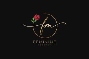 första fm feminin logotyp skönhet monogram och elegant logotyp design, handstil logotyp av första signatur, bröllop, mode, blommig och botanisk med kreativ mall. vektor