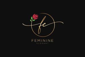 anfängliches feminines fc-logo, schönheitsmonogramm und elegantes logodesign, handschriftlogo der ersten unterschrift, hochzeit, mode, blumen und botanik mit kreativer vorlage. vektor