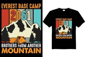 Mountain Base Camp T-Shirt Design 2 2061 vektor