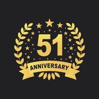 51 årsdag firande design, lyxig gyllene Färg 51 år årsdag design. vektor