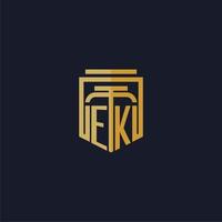 ek första monogram logotyp elegant med skydda stil design för vägg mural advokatbyrå gaming vektor