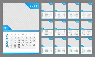 technologisch in der industrie blaue farbverlaufswandkalender-designvorlage für das jahr 2023. 12 Monate Seiten eingestellt. Woche beginnt am Sonntag. monatliches benutzerdefiniertes Posterpaket, das zum Drucken bereit ist vektor