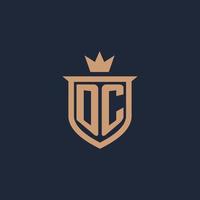 dc monogram första logotyp med skydda och krona stil vektor