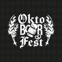 oktoberfest hand dragen vektor text och öl glas. modern borsta kalligrafi. grunge bakgrund.