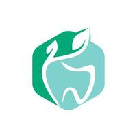 naturlig dental vektor logotyp design. tand och blad ikon logotyp design.