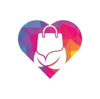 Blatt Tasche Herzform Konzept Logo Design Symbol Vorlage. Bio-Einkaufstaschenlogo-Vorlagenillustration des Öko-grünen Blattes vektor