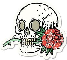 Distressed Sticker Tattoo im traditionellen Stil eines Totenkopfes und einer Rose vektor