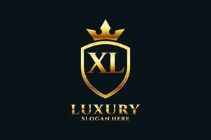 Initial xl Elegantes Luxus-Monogramm-Logo oder Abzeichen-Vorlage mit Schriftrollen und Königskrone – perfekt für luxuriöse Branding-Projekte vektor
