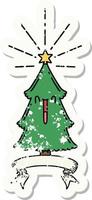 grunge klistermärke av tatuering stil jul träd med stjärna vektor