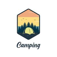 Logo für Camping-Abenteuer, Camping-Geschenk, Camping- und Outdoor-Abenteuer-Emblem vektor