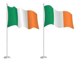 Irland-Flagge am Fahnenmast weht im Wind. Urlaubsgestaltungselement. Kontrollpunkt für Kartensymbole. isolierter Vektor auf weißem Hintergrund