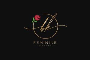 anfängliches bk feminines logo schönheitsmonogramm und elegantes logodesign, handschriftlogo der ersten unterschrift, hochzeit, mode, blumen und botanik mit kreativer vorlage. vektor