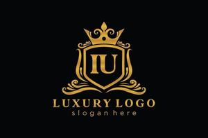 Initial iu Letter Royal Luxury Logo Vorlage in Vektorgrafiken für Restaurant, Lizenzgebühren, Boutique, Café, Hotel, heraldisch, Schmuck, Mode und andere Vektorillustrationen. vektor