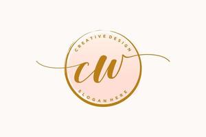 första cw handstil logotyp med cirkel mall vektor signatur, bröllop, mode, blommig och botanisk med kreativ mall.