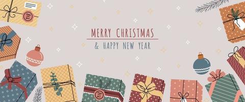 skandinavisches weihnachtsbanner mit geschenken. weihnachtsbanner mit geschenkboxen, weihnachtskugel, grüner kiefer, sternen vektor