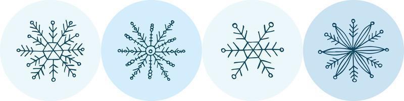 en uppsättning handritade snöflingor. vektor illustration i doodle stil. vinterstämning. hej 2023. god jul och gott nytt år. blåa element på en ljusblå bakgrund.