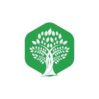 grüner Baum-Vektor-Logo-Design. Naturprodukt, Bioladen, Ökologiebetrieb, Alternativmedizin, Grüne Einheit, Garten, Landwirtschaft, Wald etc. vektor