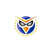 Eulenvogel-Logo. Vogelkopf-Symbol. Bildungssymbol. Eule-Vektor-Illustration. vektor