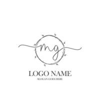 första mg skönhet monogram och elegant logotyp design, handstil logotyp av första signatur, bröllop, mode, blommig och botanisk med kreativ mall. vektor