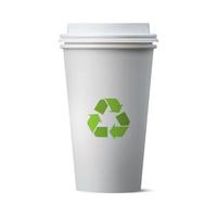 realistische Papierkaffeetasse und Recyclingschild vektor