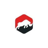 Nashorn-Logo-Vektor-Design. Nashorn-Logo für Sportverein oder Team. Wütendes Nashorn-Logo vektor