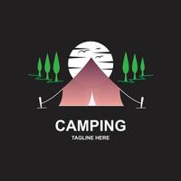 Camping bei Nacht-Logo-Design-Vorlage. vektor