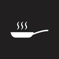 eps10 weiße Vektorbratpfanne mit abstraktem solidem Dampfsymbol isoliert auf schwarzem Hintergrund. mit Kochpfanne gefülltes Symbol in einem einfachen, flachen, trendigen, modernen Stil für Ihr Website-Design, Logo und Ihre mobile App vektor