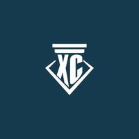 xc första monogram logotyp för lag fast, advokat eller förespråkare med pelare ikon design vektor