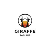 giraff av solnedgång logotyp. djur- och Sol logotyp mall platt vektor