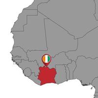 Stecknadelkarte mit Elfenbeinküstenflagge auf der Weltkarte. Vektor-Illustration. vektor
