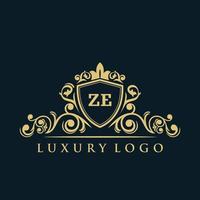buchstabe ze logo mit luxuriösem goldschild. Eleganz-Logo-Vektorvorlage. vektor
