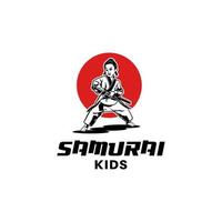japansk liten pojke samuraj. barn i kung fu kläder innehav en svärd logotyp design mall vektor