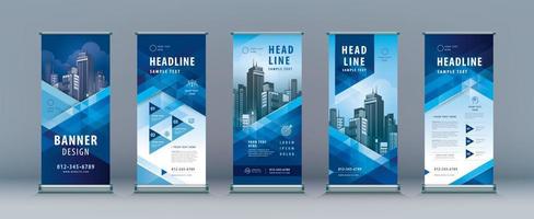 Standee-Design. banner-vorlage, business-roll-up-set. abstrakter blauer geometrischer dreieckhintergrund vektor