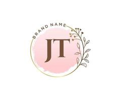 första jt feminin logotyp. användbar för natur, salong, spa, kosmetisk och skönhet logotyper. platt vektor logotyp design mall element.