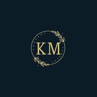 anfängliches km-schönheitsmonogramm und elegantes logo-design, handschriftliches logo der ersten unterschrift, hochzeit, mode, blumen und botanik mit kreativer vorlage. vektor