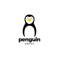 liten pingvin färgad leende söt maskot modern logotyp design vektor