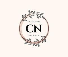 cn initialen brief hochzeitsmonogramm logos sammlung, handgezeichnete moderne minimalistische und florale vorlagen für einladungskarten, save the date, elegante identität für restaurant, boutique, café im vektor