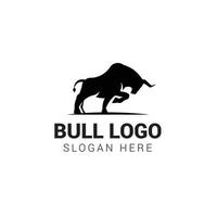 Bull-Logo-Vorlage isoliert auf weißem Hintergrund vektor