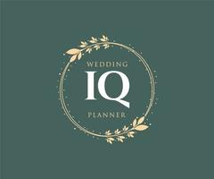 iq initialen brief hochzeitsmonogramm logos sammlung, handgezeichnete moderne minimalistische und florale vorlagen für einladungskarten, save the date, elegante identität für restaurant, boutique, café im vektor