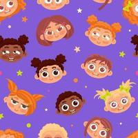 Nahtloses Muster von Kindergesichtern verschiedener Nationalitäten und Sterne auf violettem Hintergrund. positive Gefühle. Freude, Spaß, Glück, Unfug. für Kinderzimmer, Tapeten, Stoffdruck, Verpackung, vektor