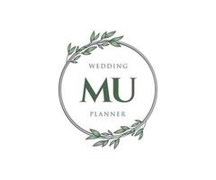 mu initialen brief hochzeitsmonogramm logos sammlung, handgezeichnete moderne minimalistische und florale vorlagen für einladungskarten, save the date, elegante identität für restaurant, boutique, café im vektor